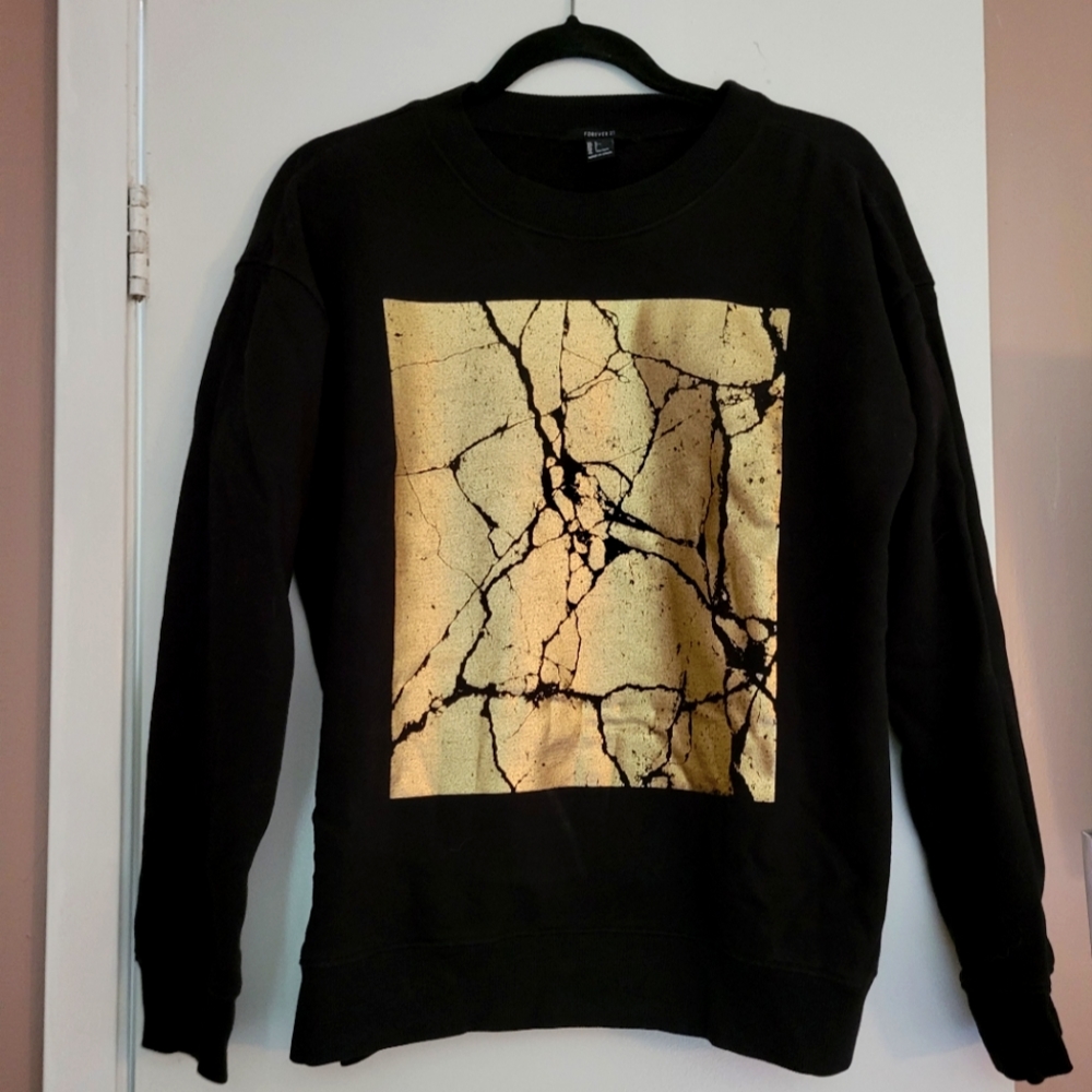Forever 21 black sweatshirt with gold foil size Large